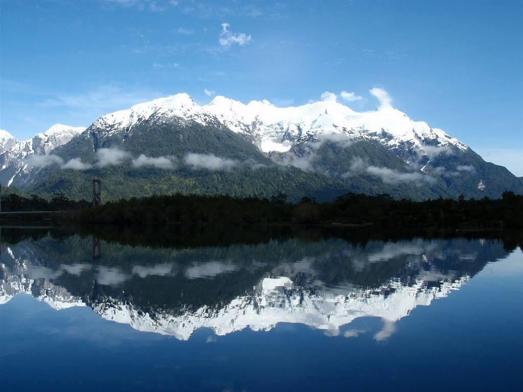 فيلا Yelcho En La Patagonia Chaitén المظهر الخارجي الصورة